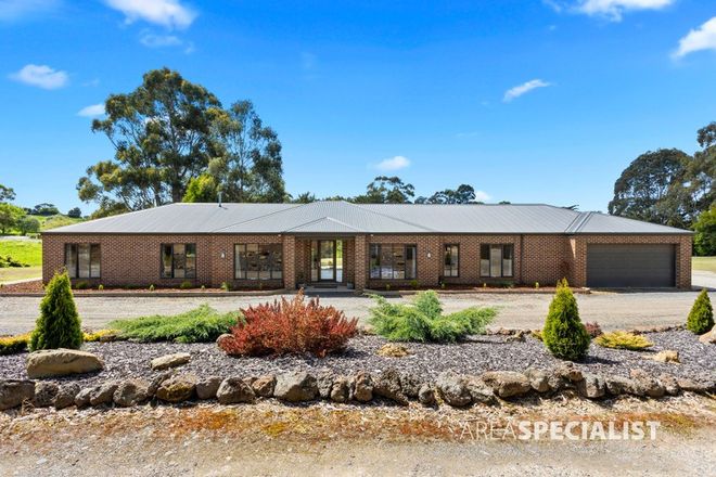 Picture of 11 Ayrlie Park Crescent, KORUMBURRA VIC 3950