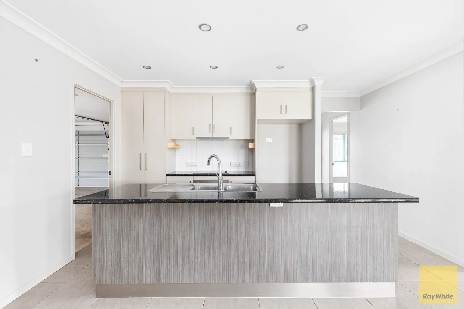 Additional image 5 of 79 Mayfair Drive, Emerald QLD 4720