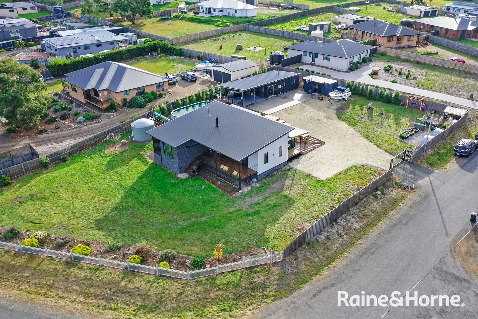 46 Riviera Drive, Carlton TAS 7173, Image 2