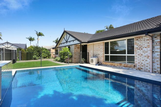 Picture of 9 Bowerbird Place, BURLEIGH WATERS QLD 4220