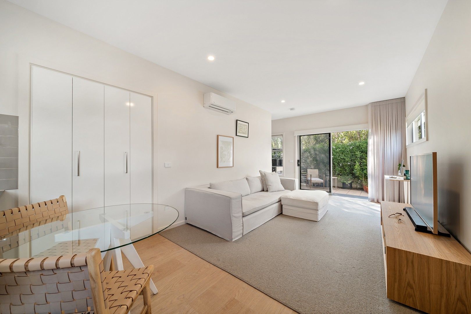 23/233 Flemington Road, Franklin ACT 2913, Image 2