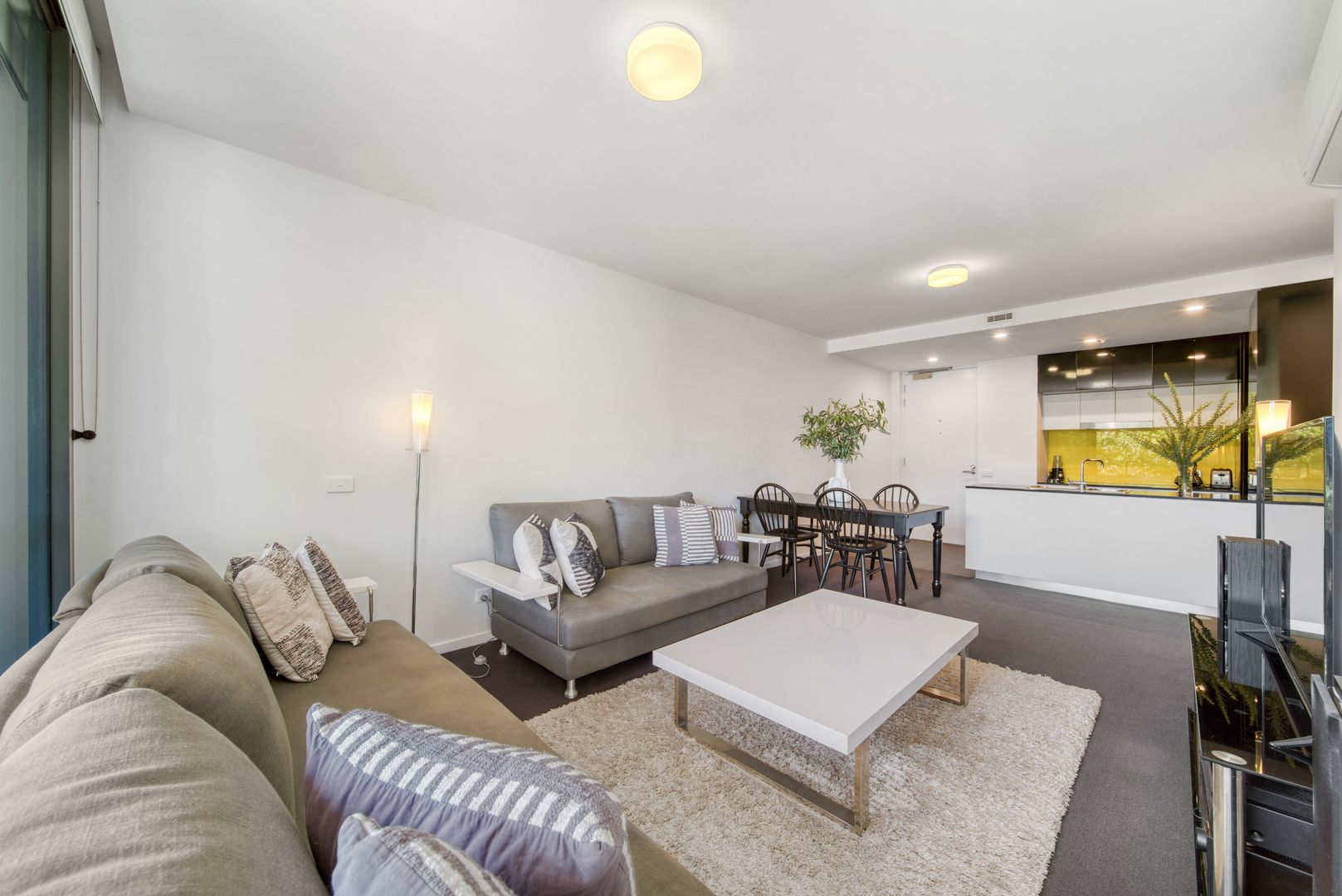 14/2 Veryard Lane, Belconnen ACT 2617, Image 2