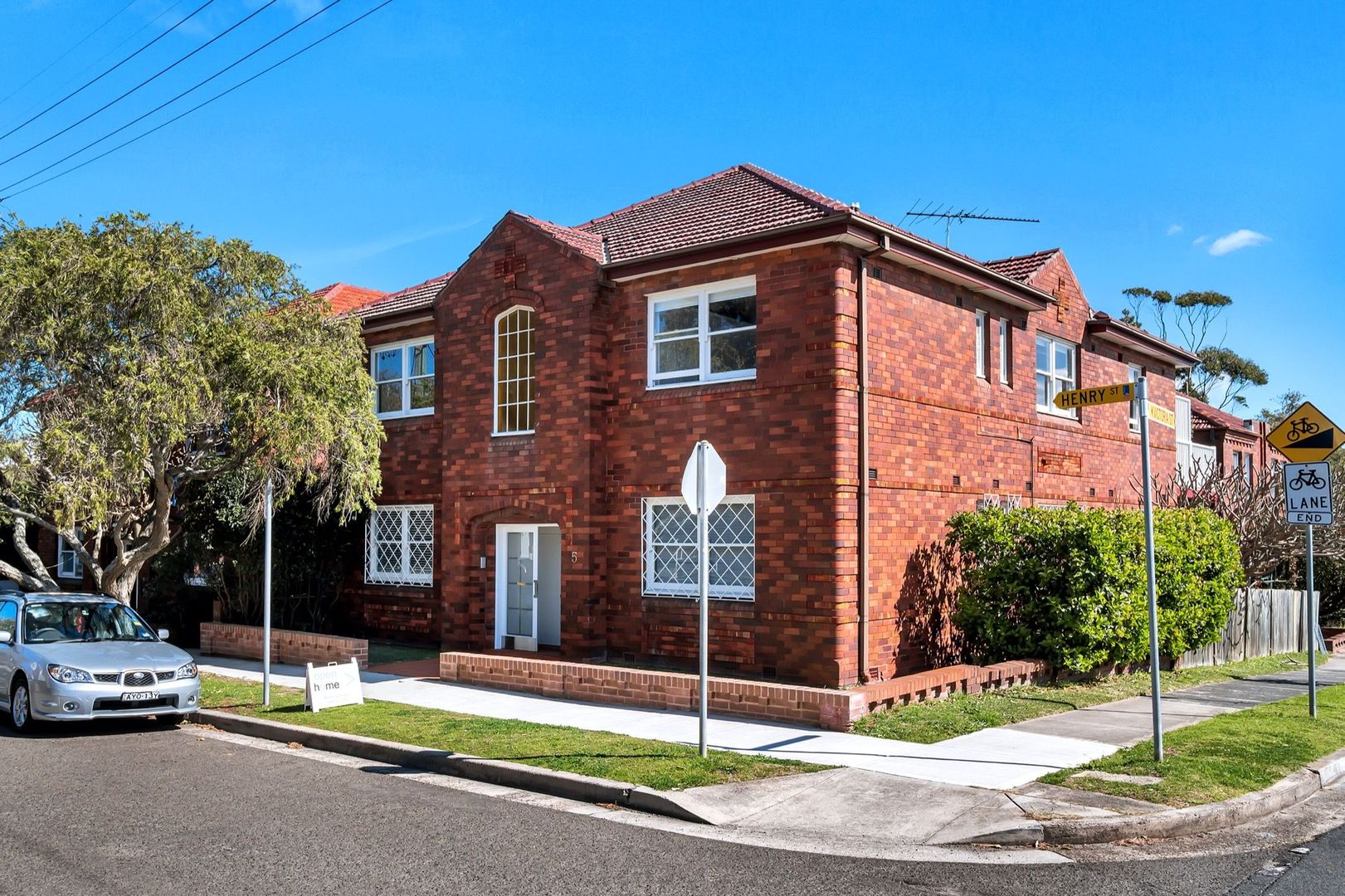 2/5 Henry Street, Queens Park Property History & Address Research