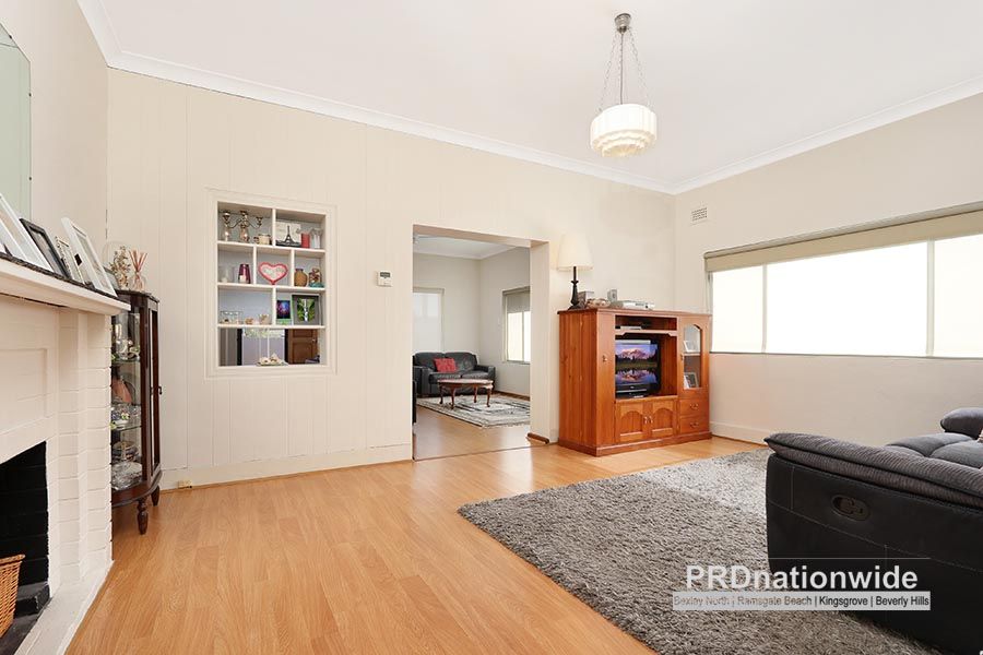 5 Panorama Road, Kingsgrove NSW 2208, Image 2