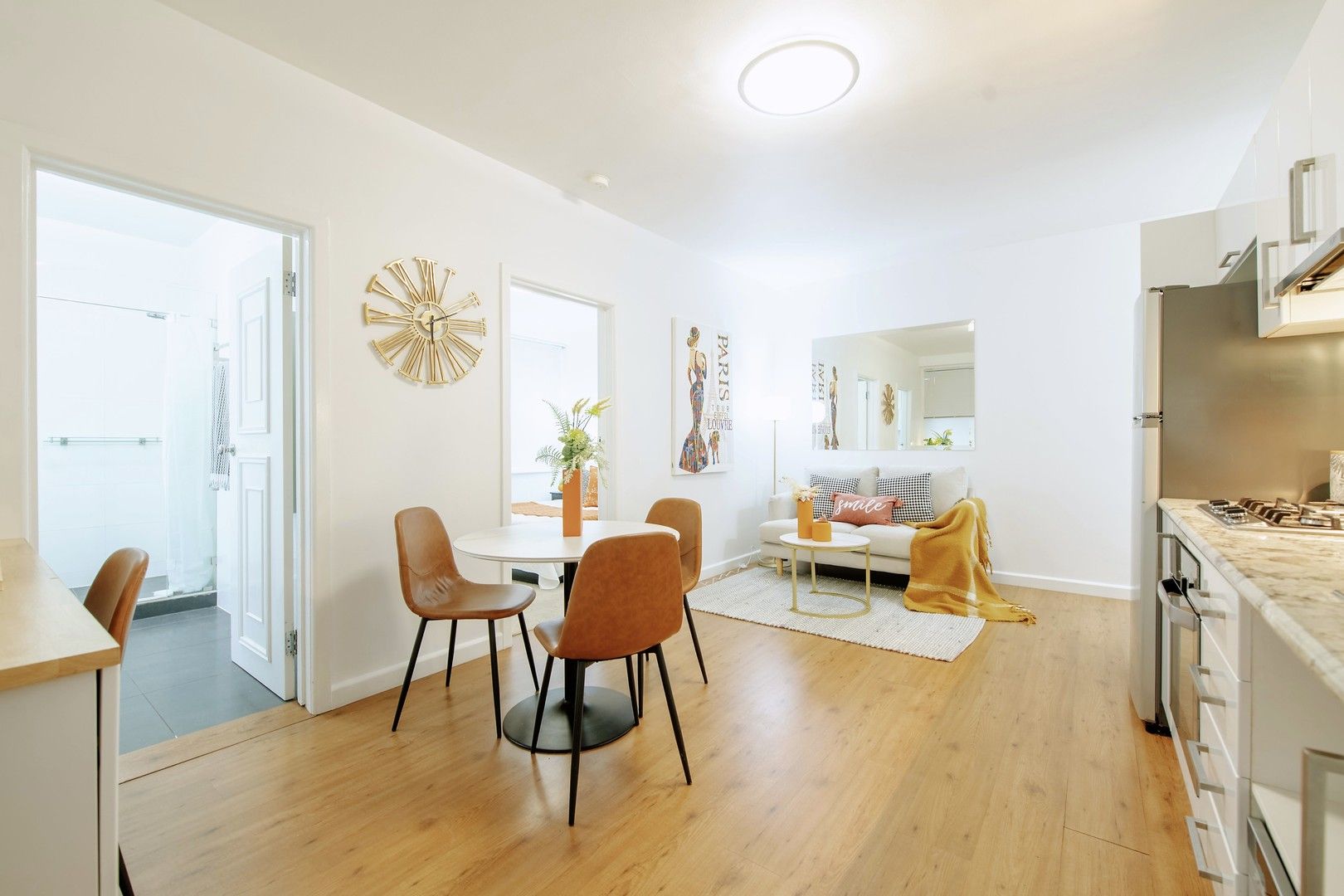 2 bedrooms Apartment / Unit / Flat in 1/4 Lambert Road TOORAK VIC, 3142