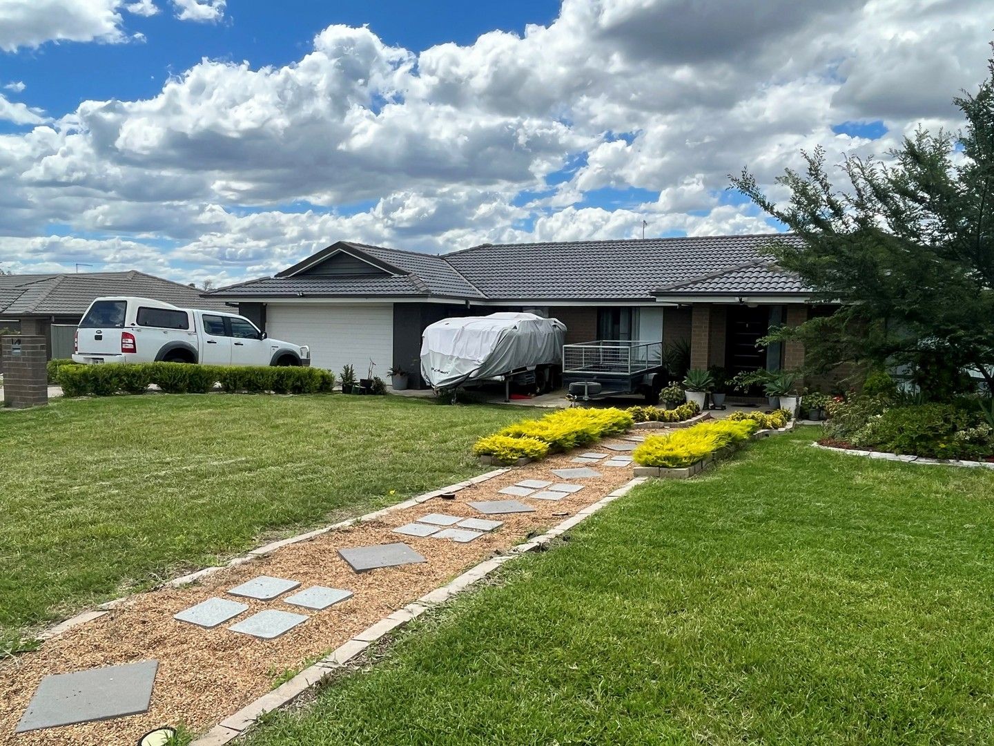 4 bedrooms House in 1/9 Silversmith Pl GUNNEDAH NSW, 2380