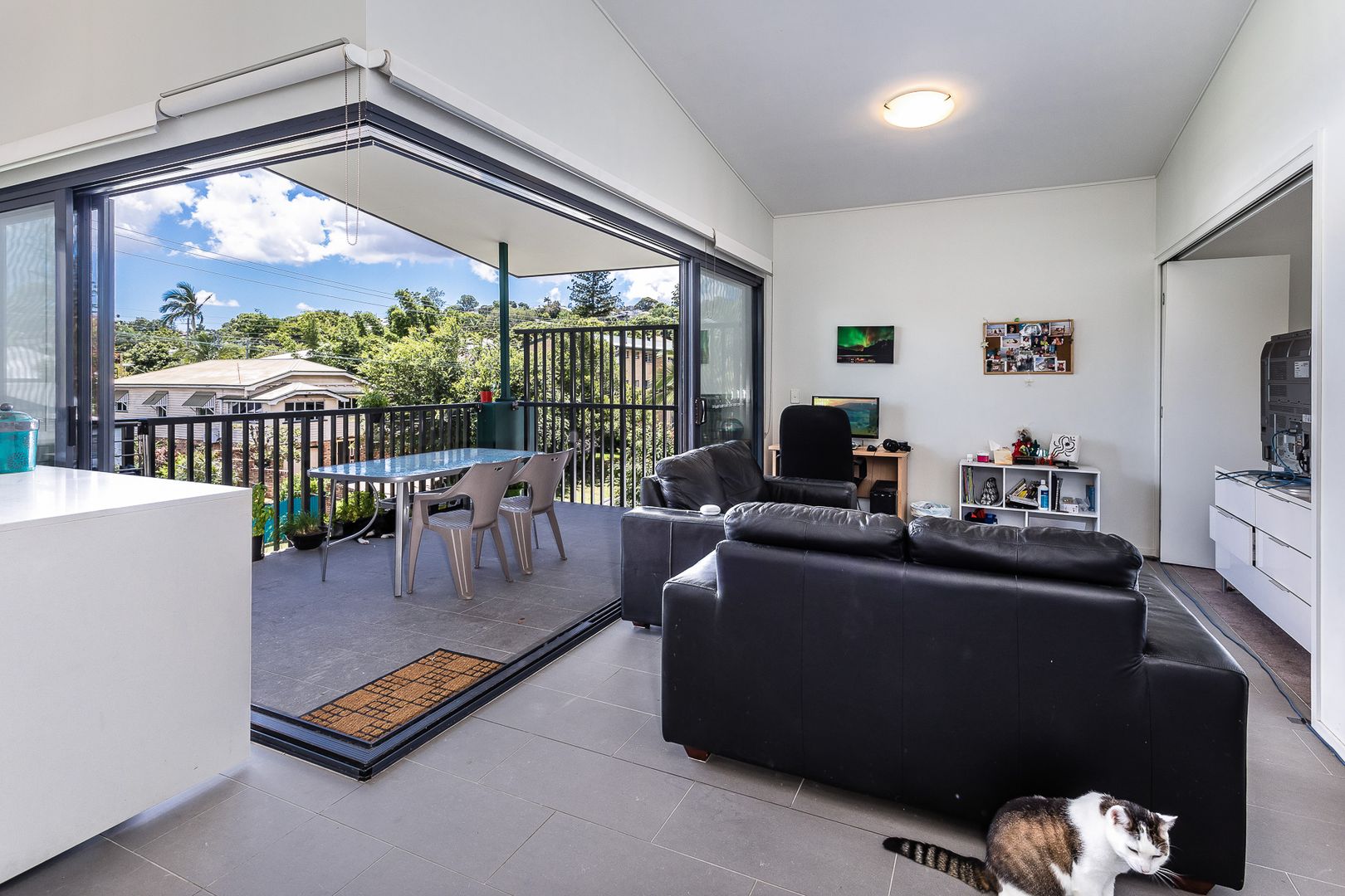 11/2-4 Garden Terrace, Newmarket QLD 4051, Image 2