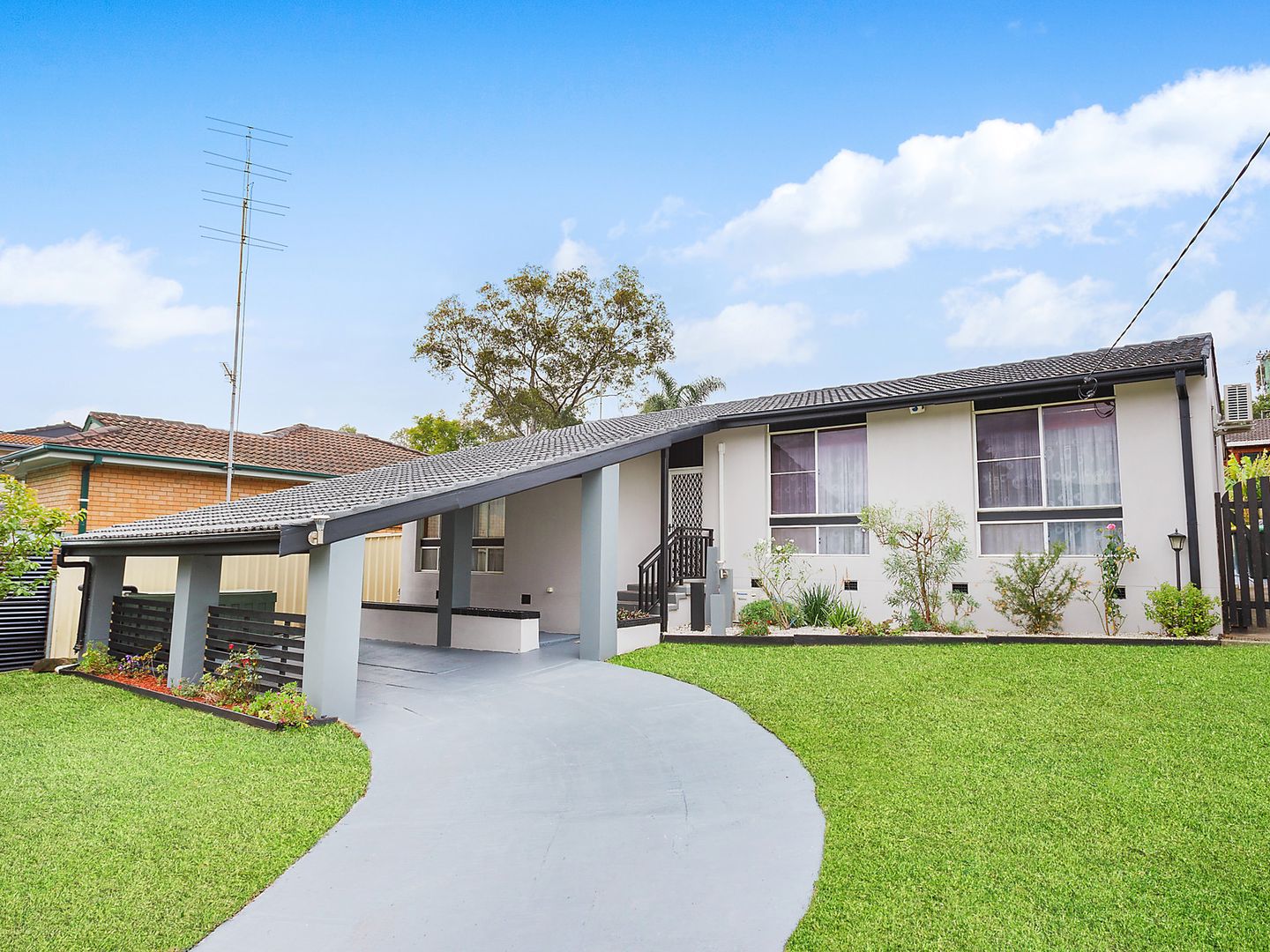 3 bedrooms House in 11 Timberi Avenue DAPTO NSW, 2530