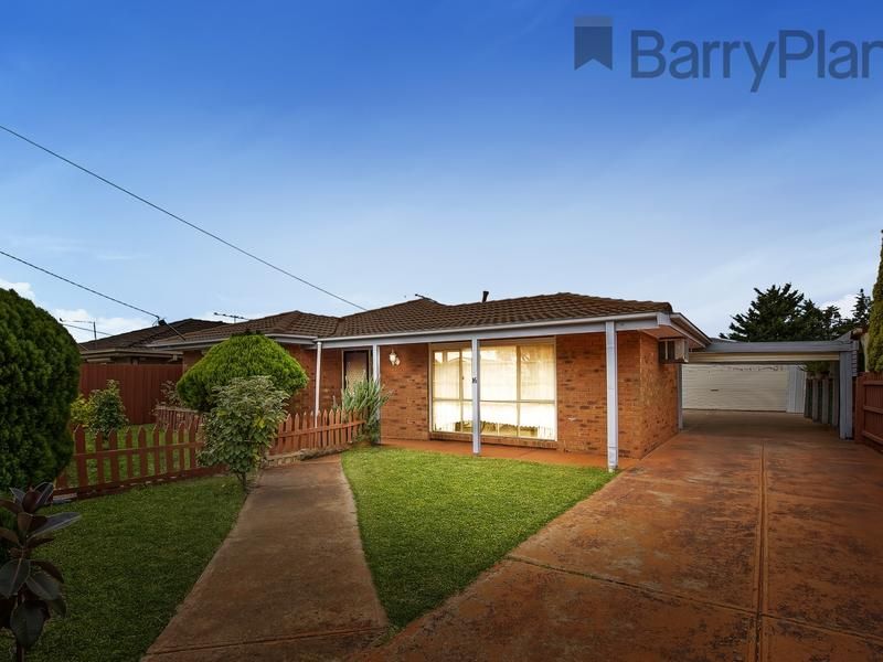 16 Sunbird Crescent, Hoppers Crossing VIC 3029, Image 2