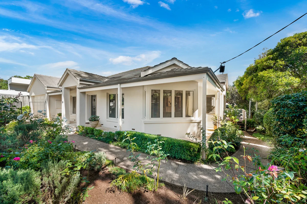 1 Marchington Avenue, Mornington VIC 3931