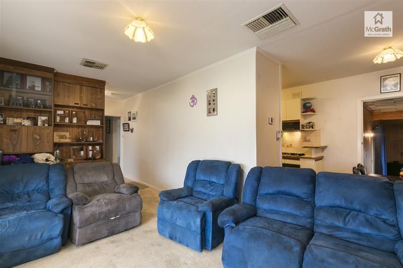 10 Uranna Street, O'sullivan Beach SA 5166, Image 2