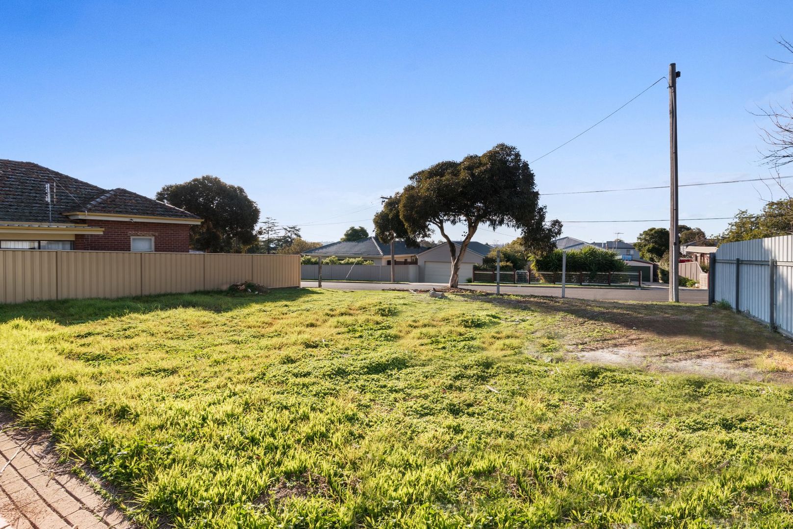 Lot 2, 217 Neale Street, Flora Hill VIC 3550, Image 2