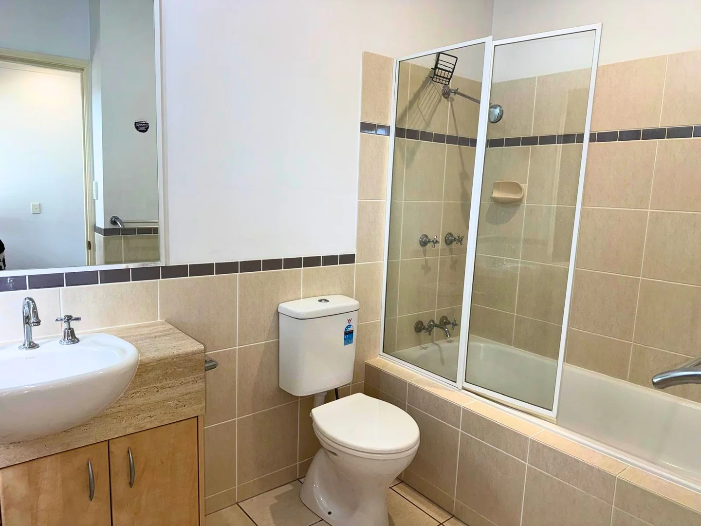 Additional image 23 of 5/4 Ranier Crescent, Varsity Lakes QLD 4227