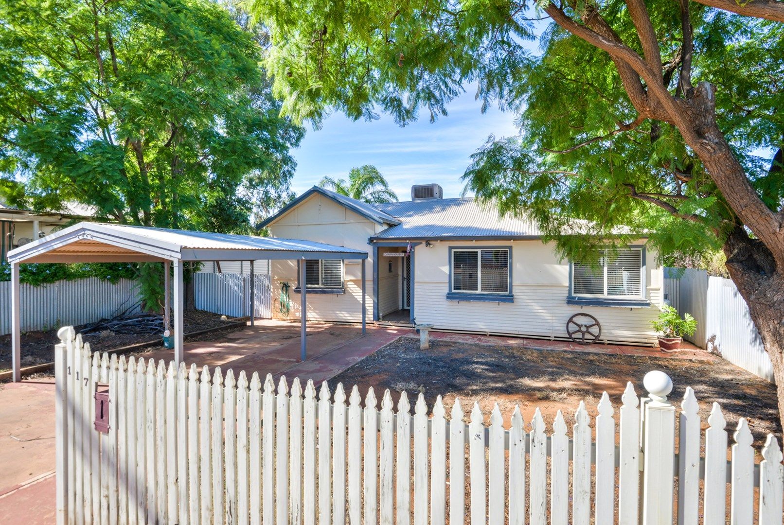 3 bedrooms House in 117 Lewis Street LAMINGTON WA, 6430