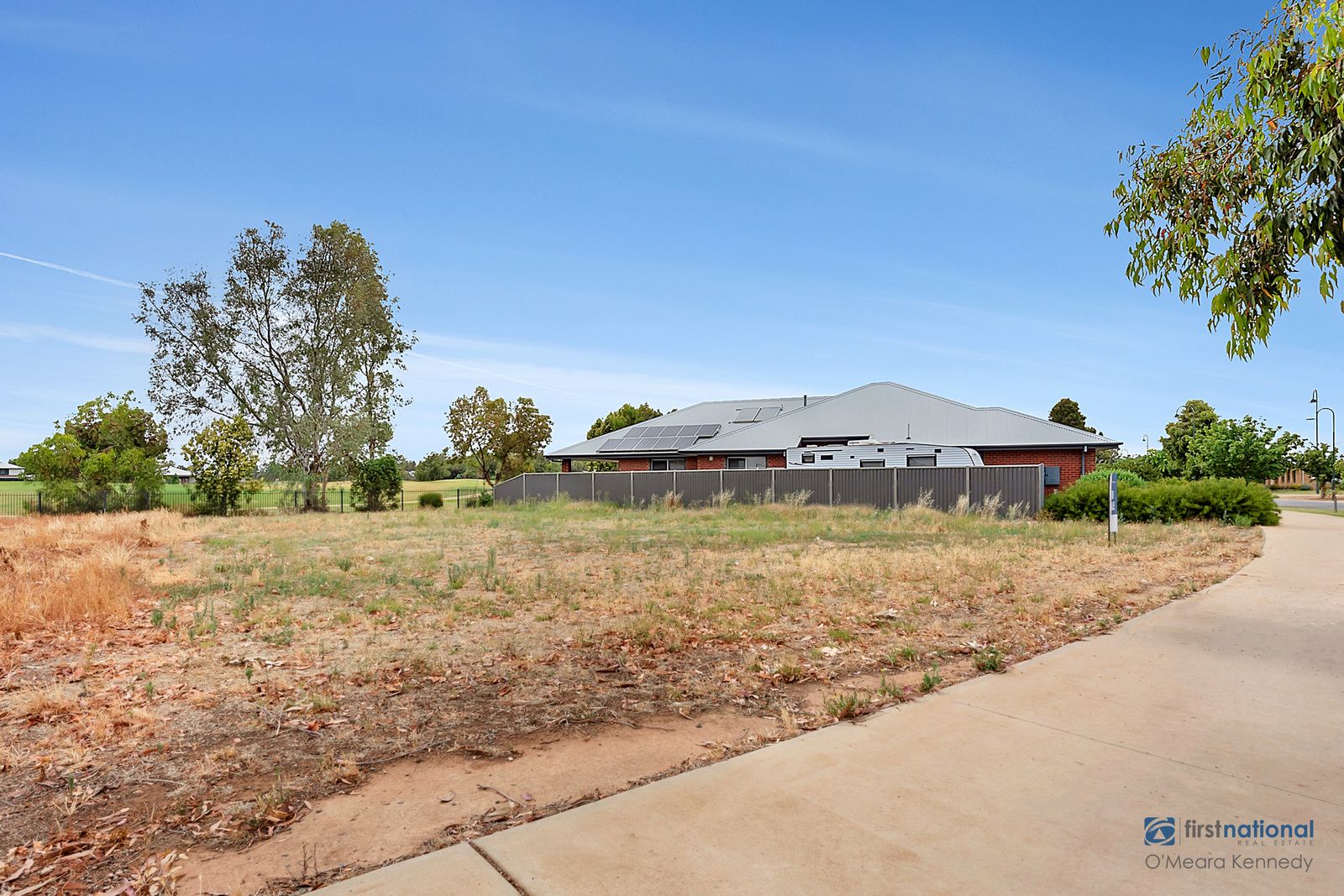 102 Robinson Way, Yarrawonga VIC 3730, Image 2