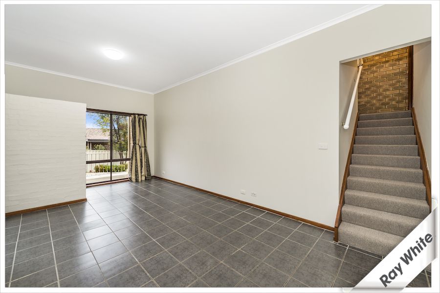 1/9 Hybon Avenue, Queanbeyan East NSW 2620, Image 0