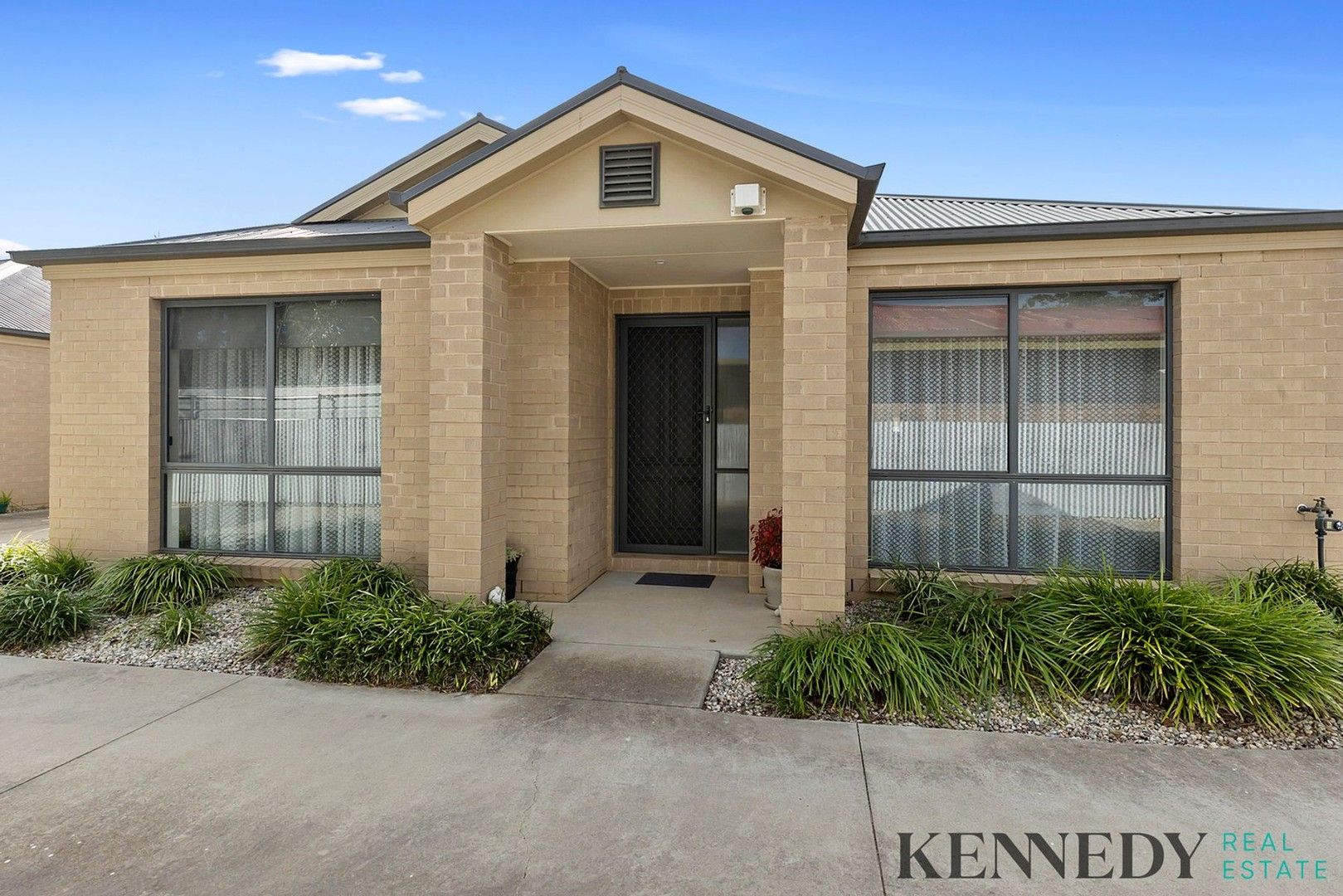 2 bedrooms Apartment / Unit / Flat in 2/14 Telford Street YARRAWONGA VIC, 3730