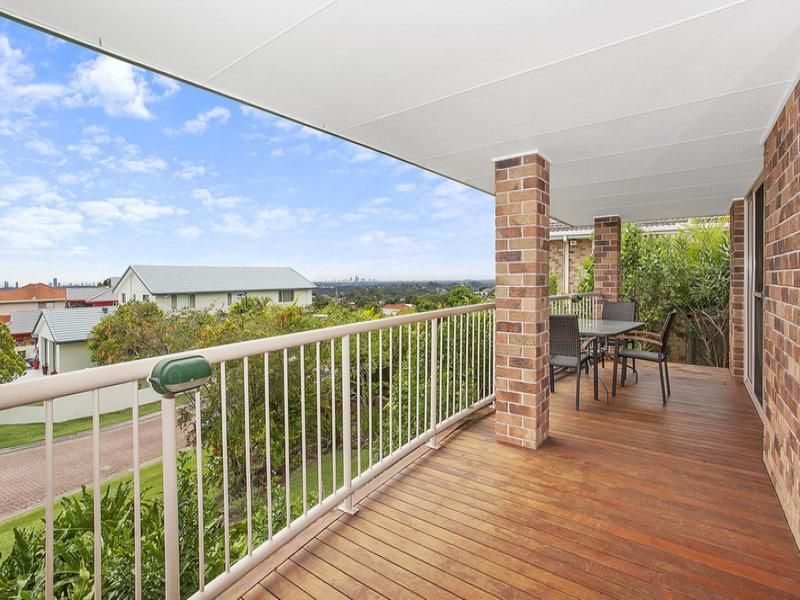 16 Parklane Place, Highland Park QLD 4211, Image 2