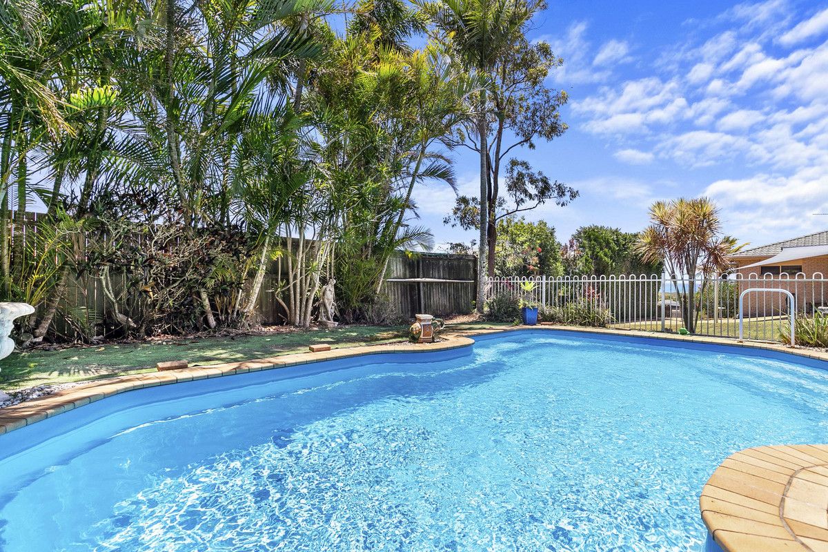 8 Windjammer Circuit, River Heads QLD 4655, Image 1