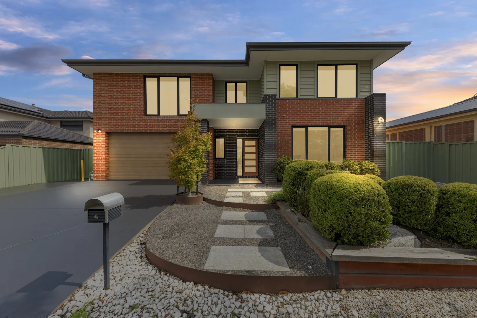 4 Ivy Leaf Road, Pakenham VIC 3810