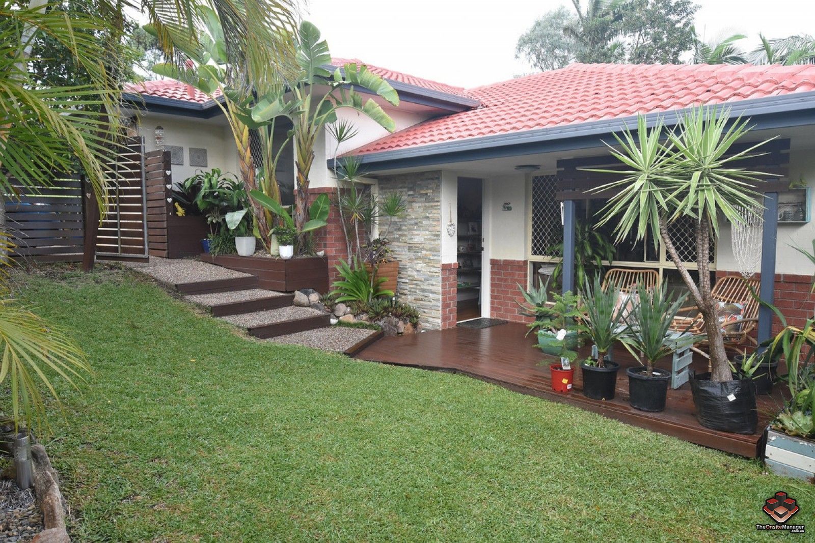 3 bedrooms House in 15 Forestwood Court NERANG QLD, 4211