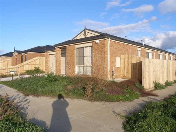 65 Melzak Way, Berwick VIC 3806