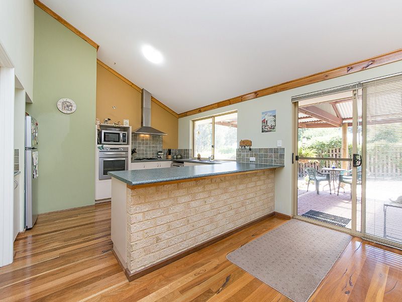 1 Cook Close, Jarrahdale WA 6124, Image 1