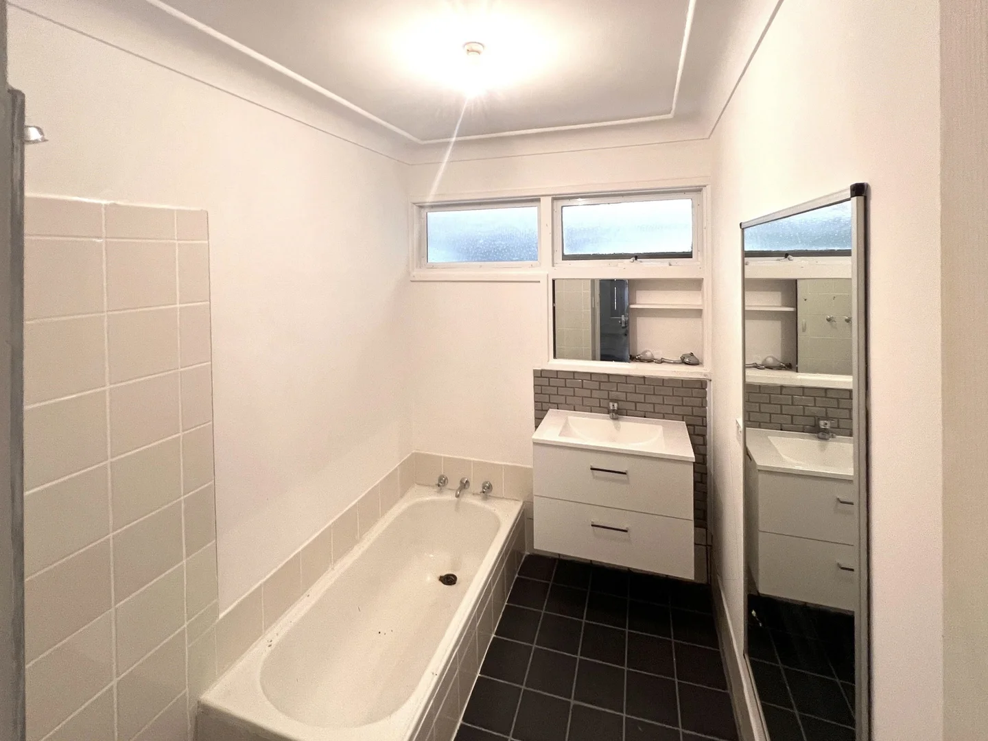 Additional image 7 of 42 Lantana Way, Camillo WA 6111