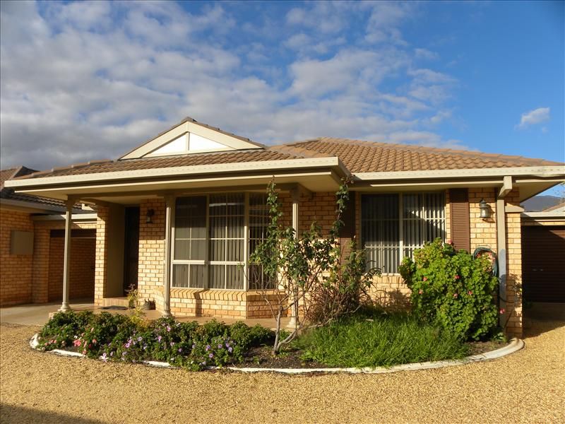 8/35 VAUX STREET, Cowra NSW 2794, Image 0