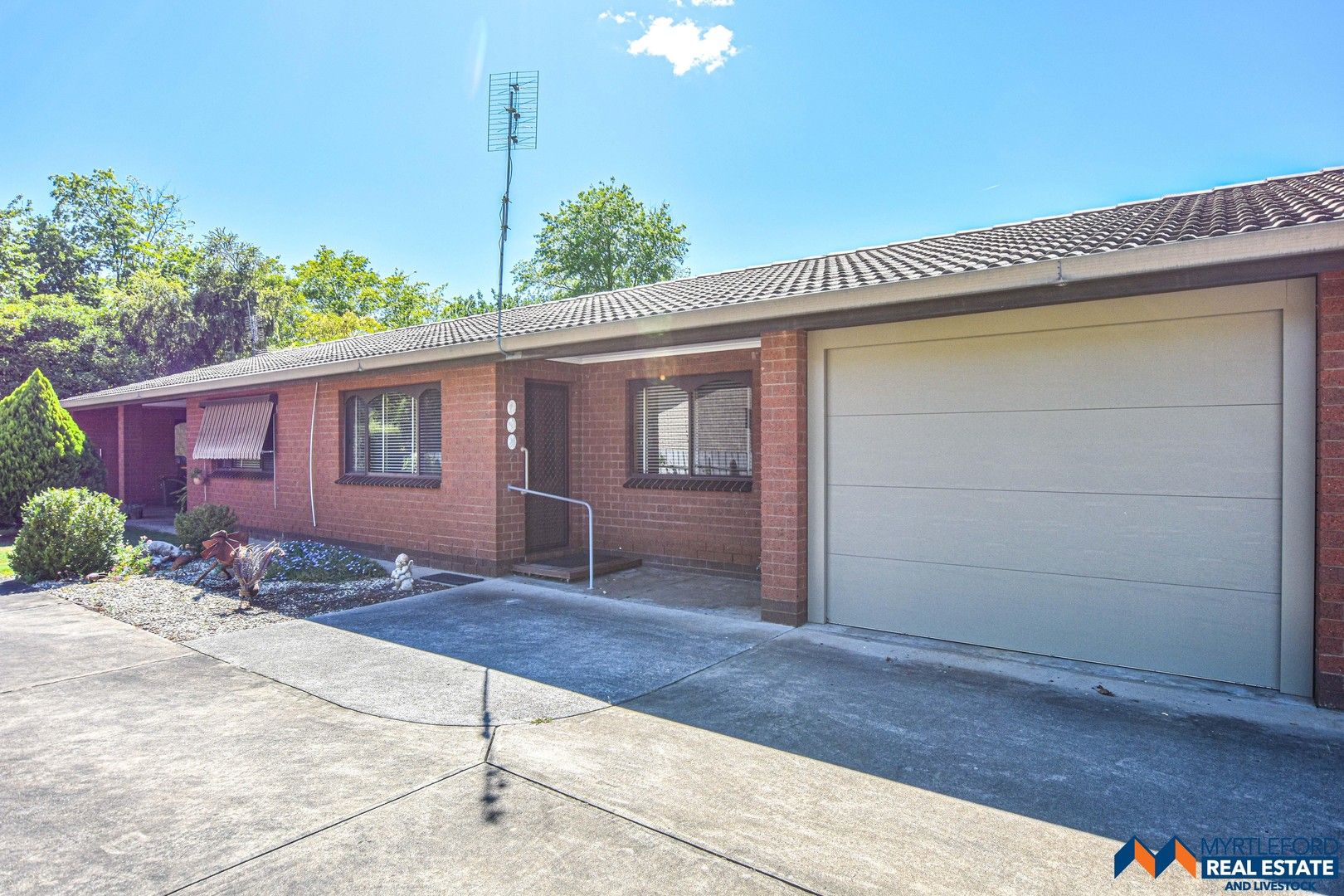 2/187 Myrtle Street, Myrtleford VIC 3737, Image 0