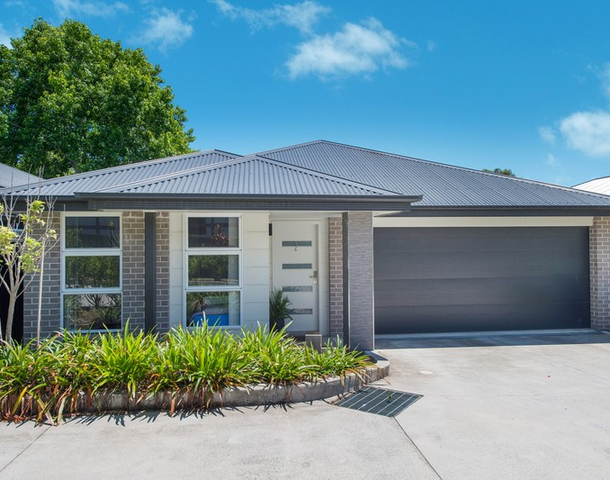 2/10 Fernhill Road, Port Macquarie NSW 2444