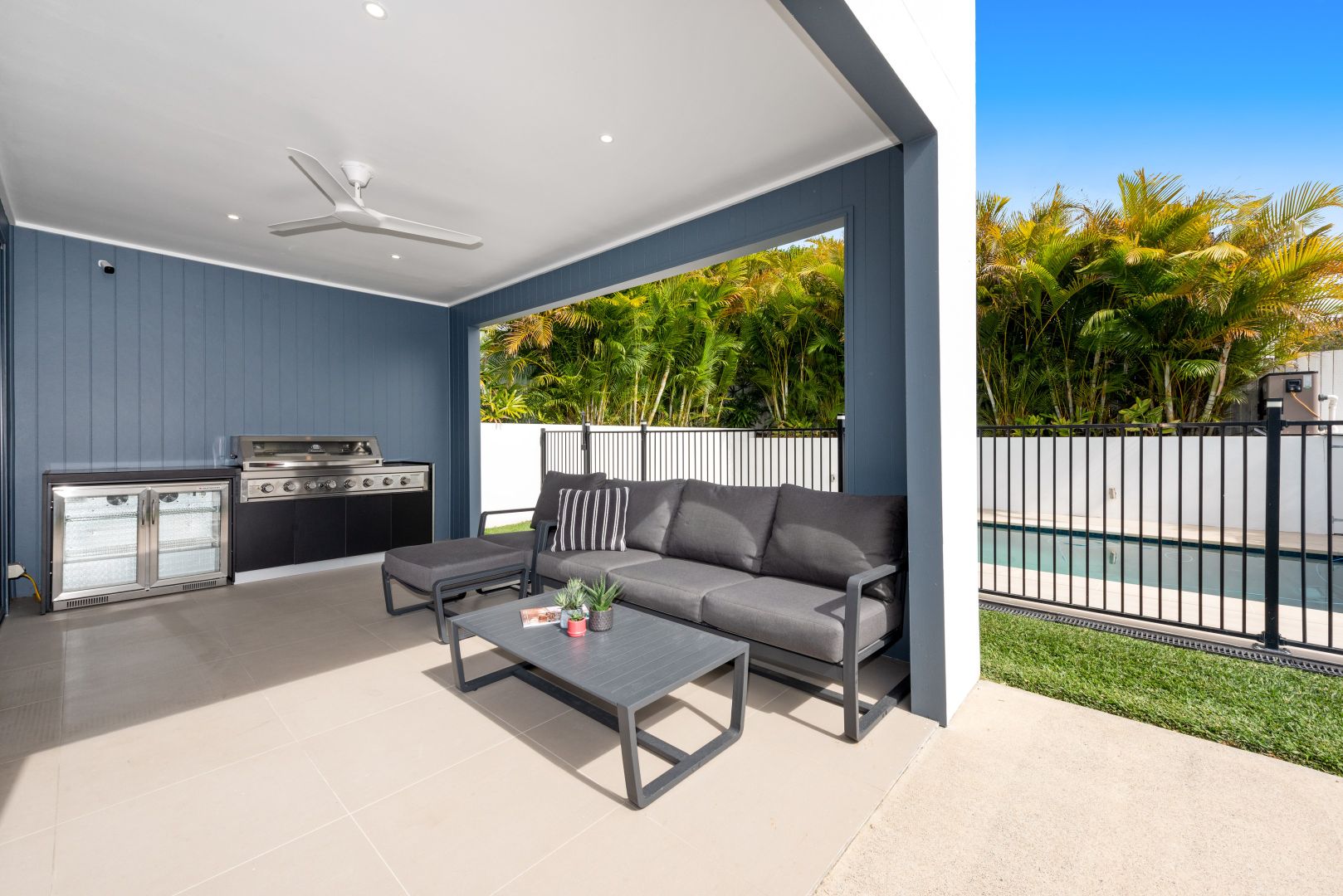 89 Cedar Street, Greenslopes QLD 4120, Image 2