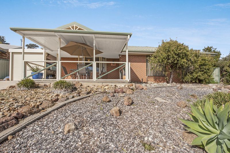 8 Elizabeth Crescent, Bellbridge VIC 3691, Image 1