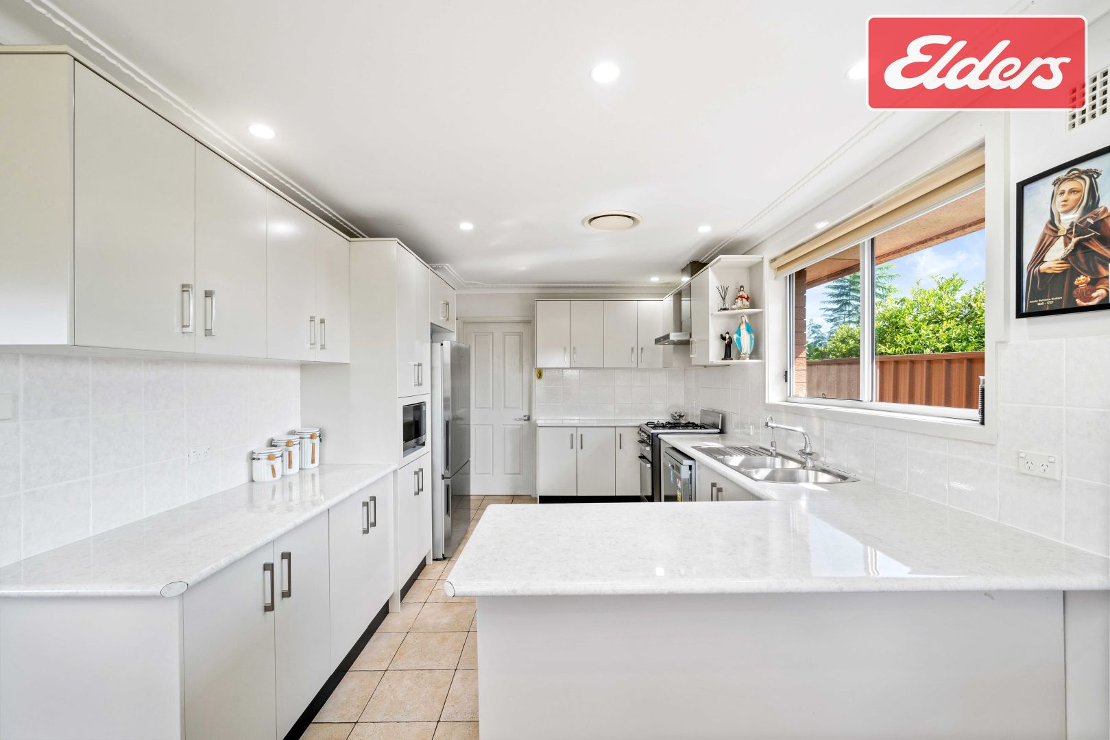 2 Maple Court, Greenacre NSW 2190, Image 2