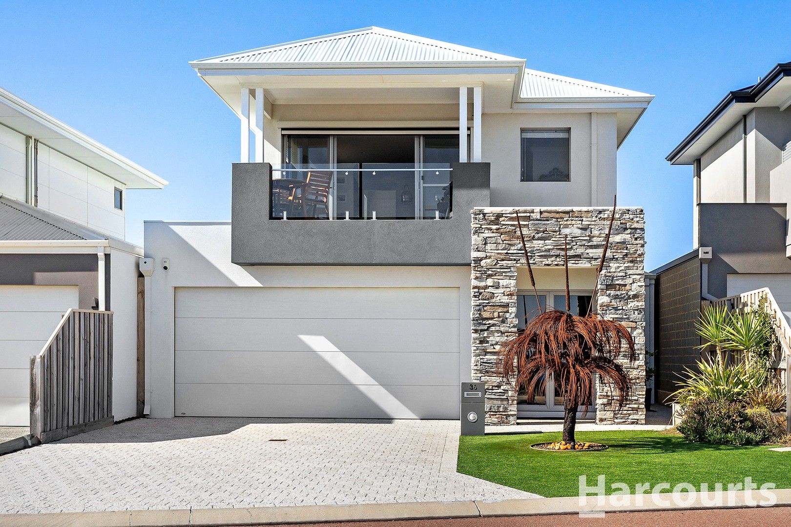 4 bedrooms House in 36 Acerosa Blvd HALLS HEAD WA, 6210