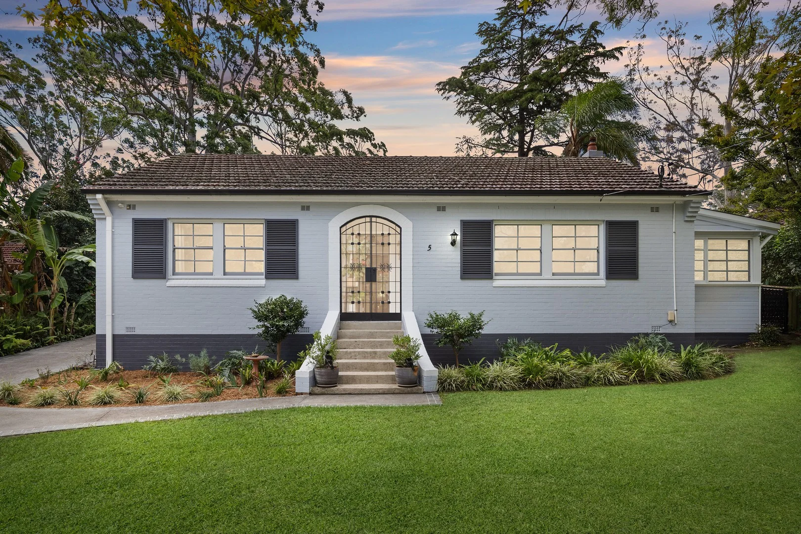 5 Eastbourne Avenue, Wahroonga NSW 2076