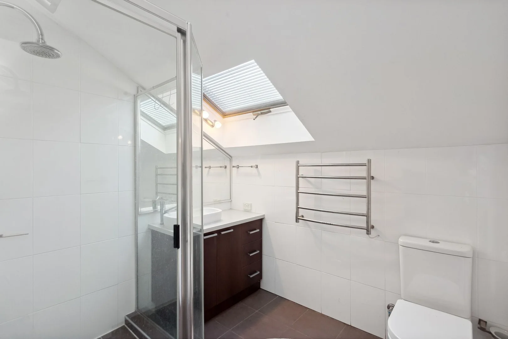 Additional image 15 of 9 OXCLIFFE ROAD, Doubleview WA 6018