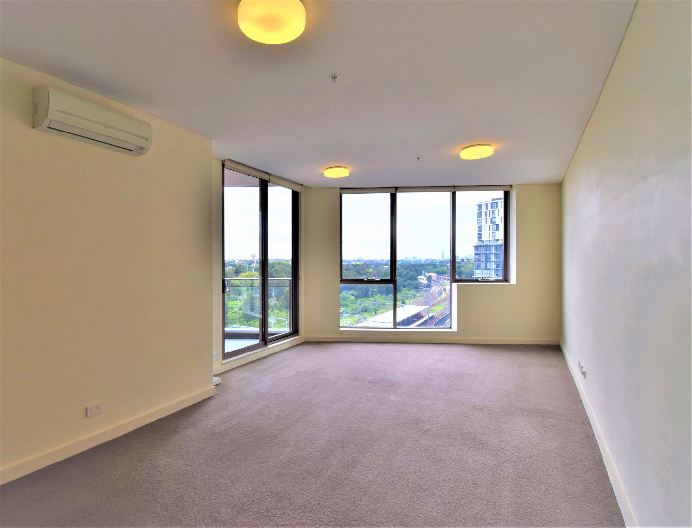 602/2 Discovery Point Place, Wolli Creek NSW 2205, Image 1