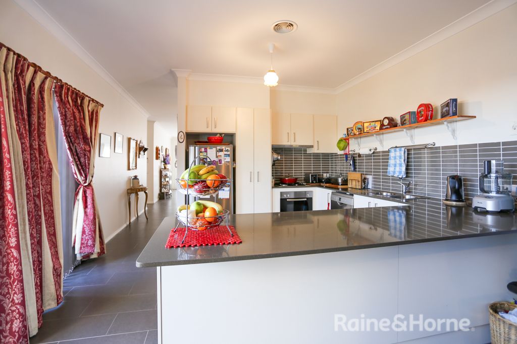 1/17 Marsden Lane, Kelso NSW 2795, Image 1