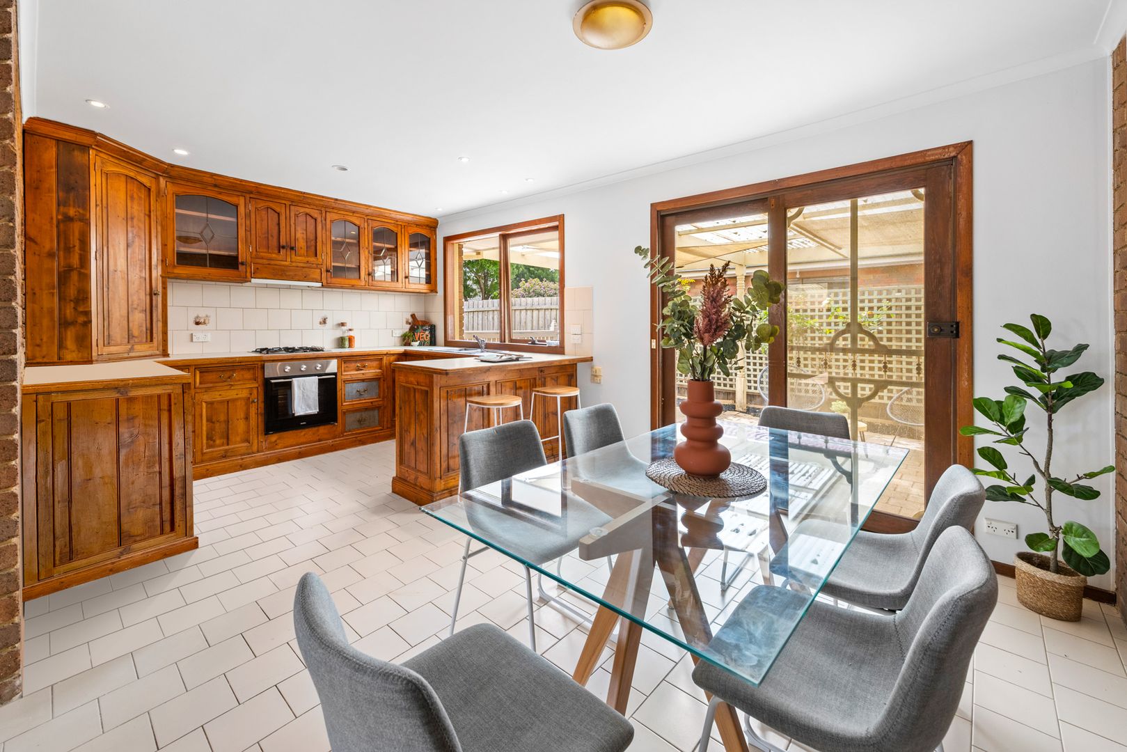 30 McCormack Crescent, Hoppers Crossing VIC 3029, Image 2