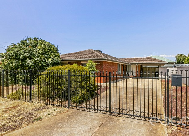 34 Sterling Court, Smithfield Plains SA 5114