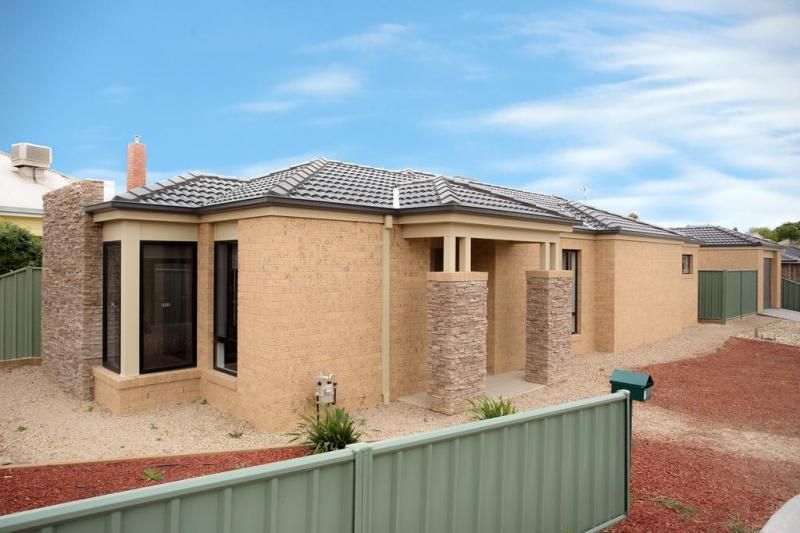 1/33 Strickland Road, EAST BENDIGO VIC 3550, Image 0