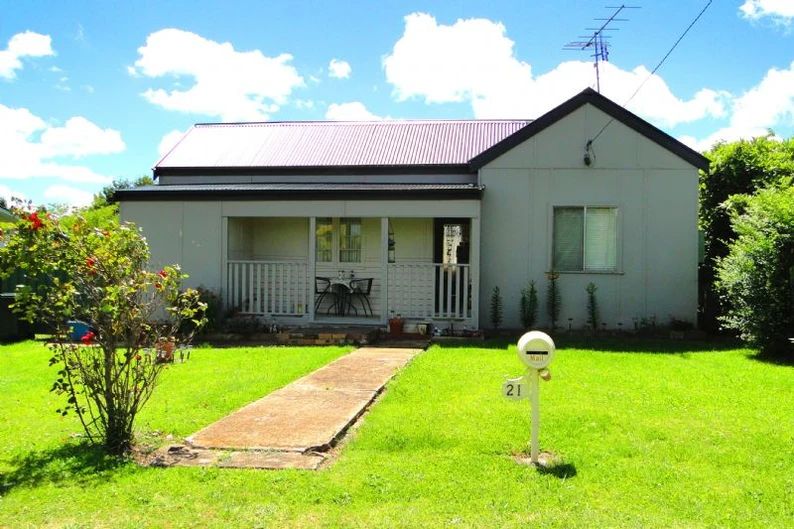 2 bedrooms House in 21 Prisk Street GUYRA NSW, 2365