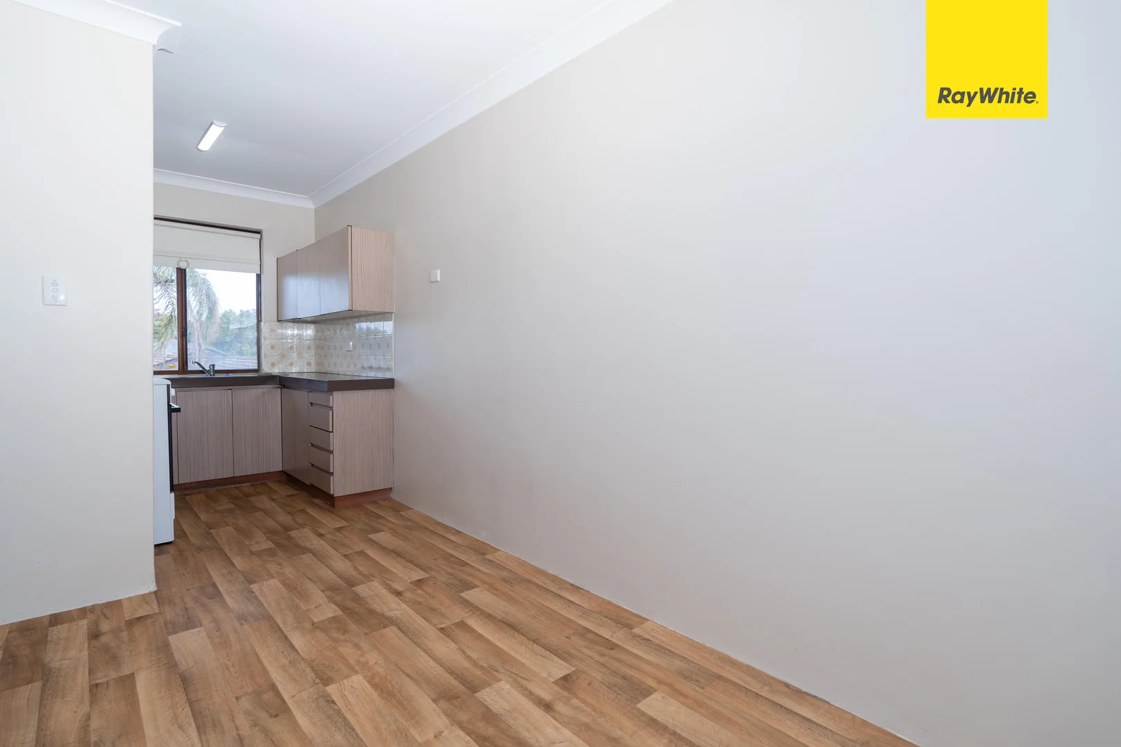 Additional image 5 of 5/2 Waroonga Road, Nedlands WA 6009