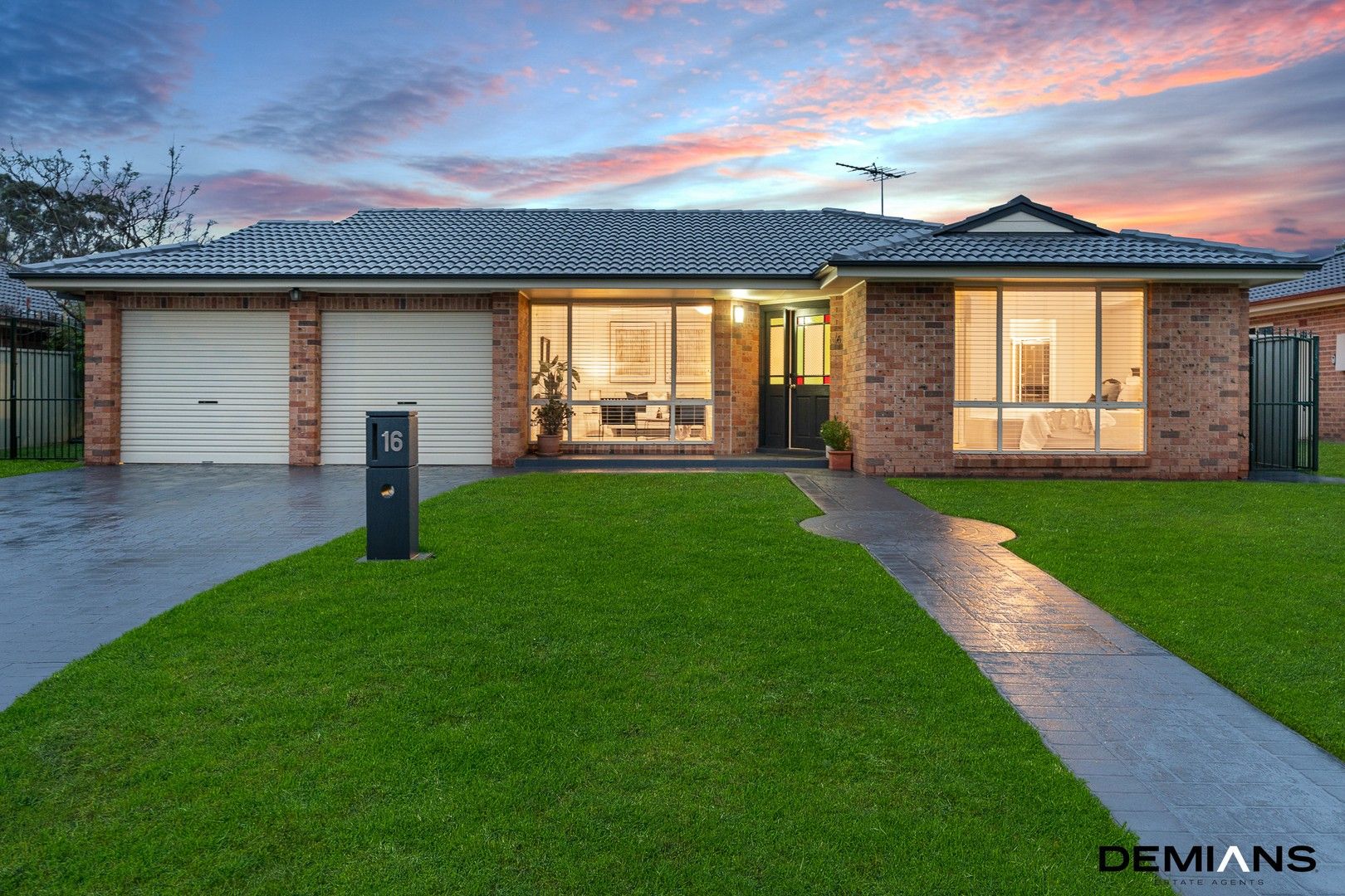 16 Haughton Court, Wattle Grove NSW 2173, Image 0