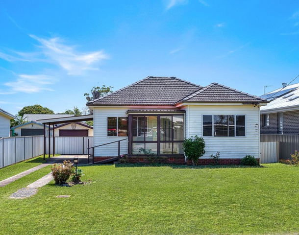 25 Donald Avenue, Umina Beach NSW 2257