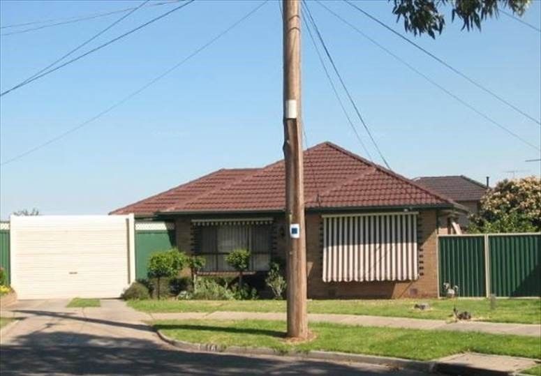 16 Woodbury Ct Avondale Heights Vic 3034 House For Rent