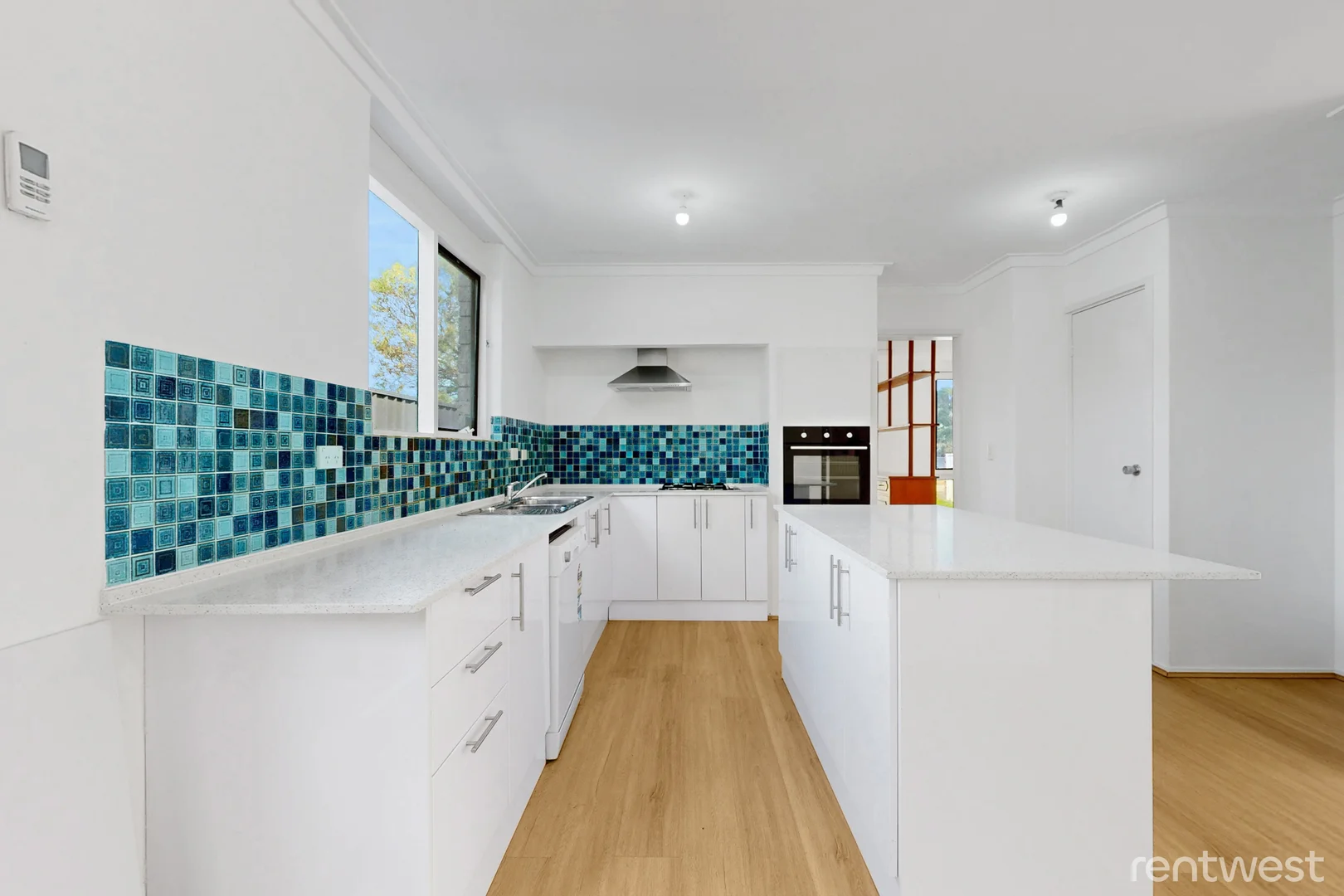 Additional image 3 of 69 Dean Rd, Bateman WA 6150