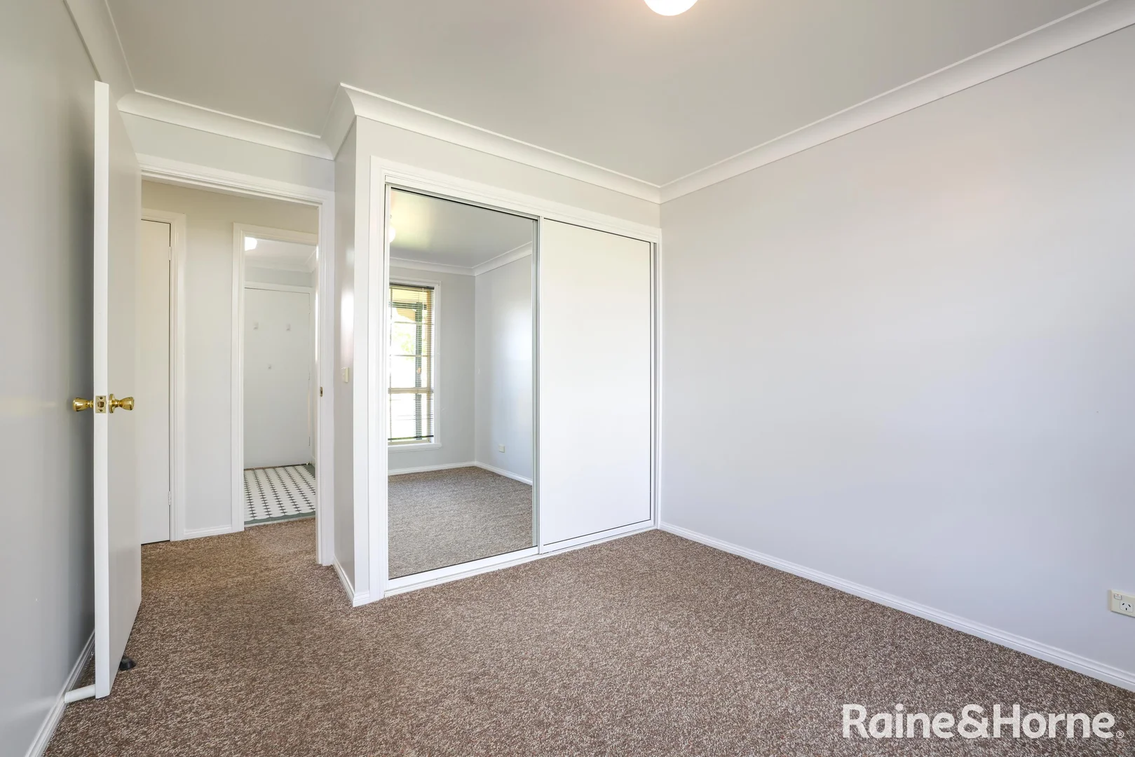 Additional image 9 of 2/2 Sundown Drive, Kelso NSW 2795