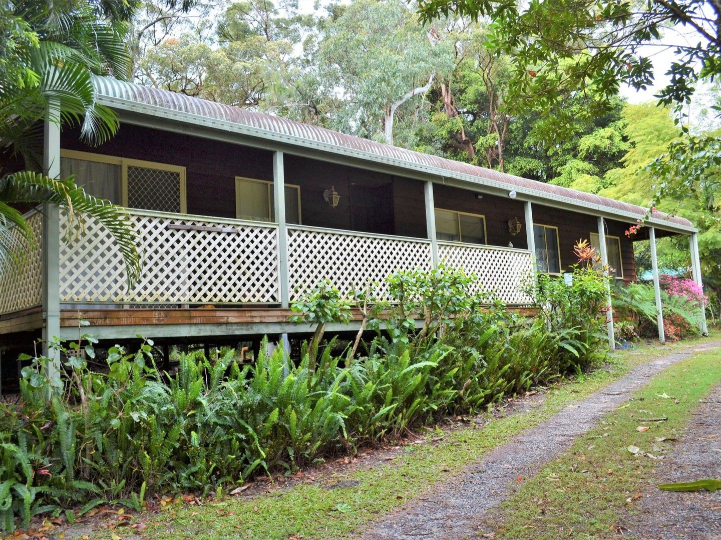 14 Coast Road, Macleay Island Property History & Address Research